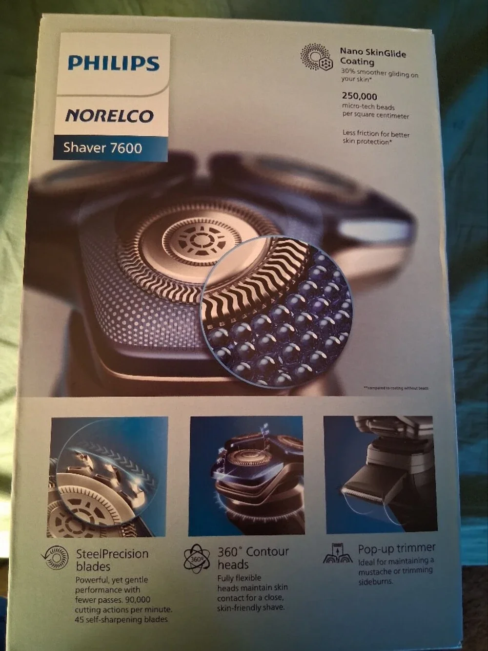 New Philips Norelco 7600 Shaver